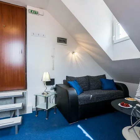 Nona Lena Studio Apartment *